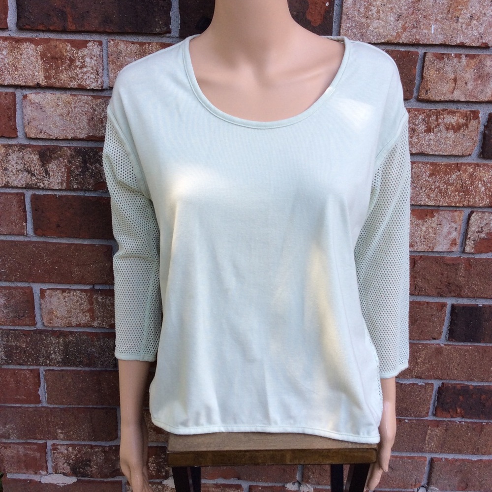 3/4 Sleeve Athletic Top